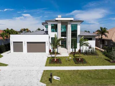 Luxury home landscape design